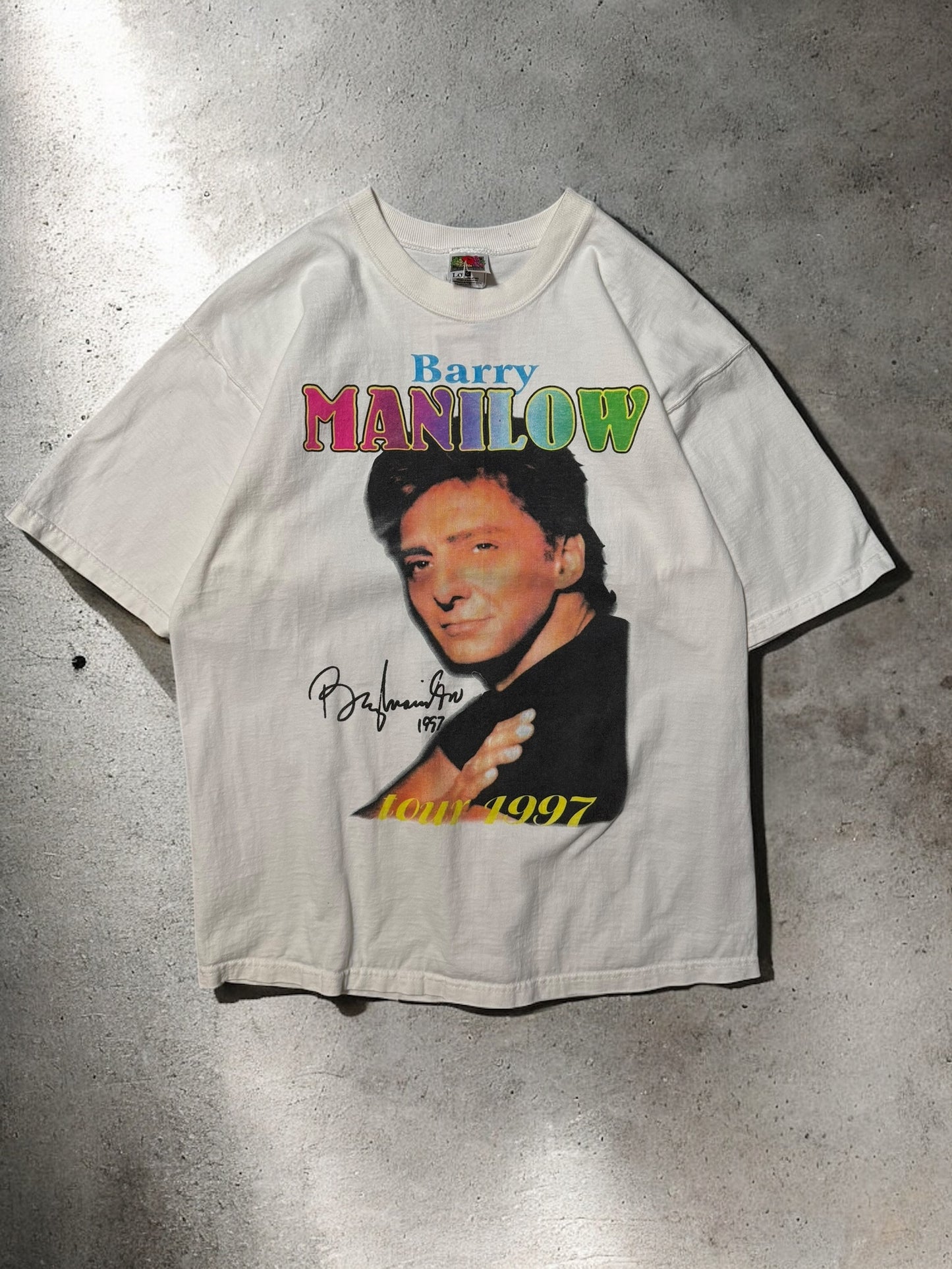 ‘97 Barry Manilow Tee Sz. L
