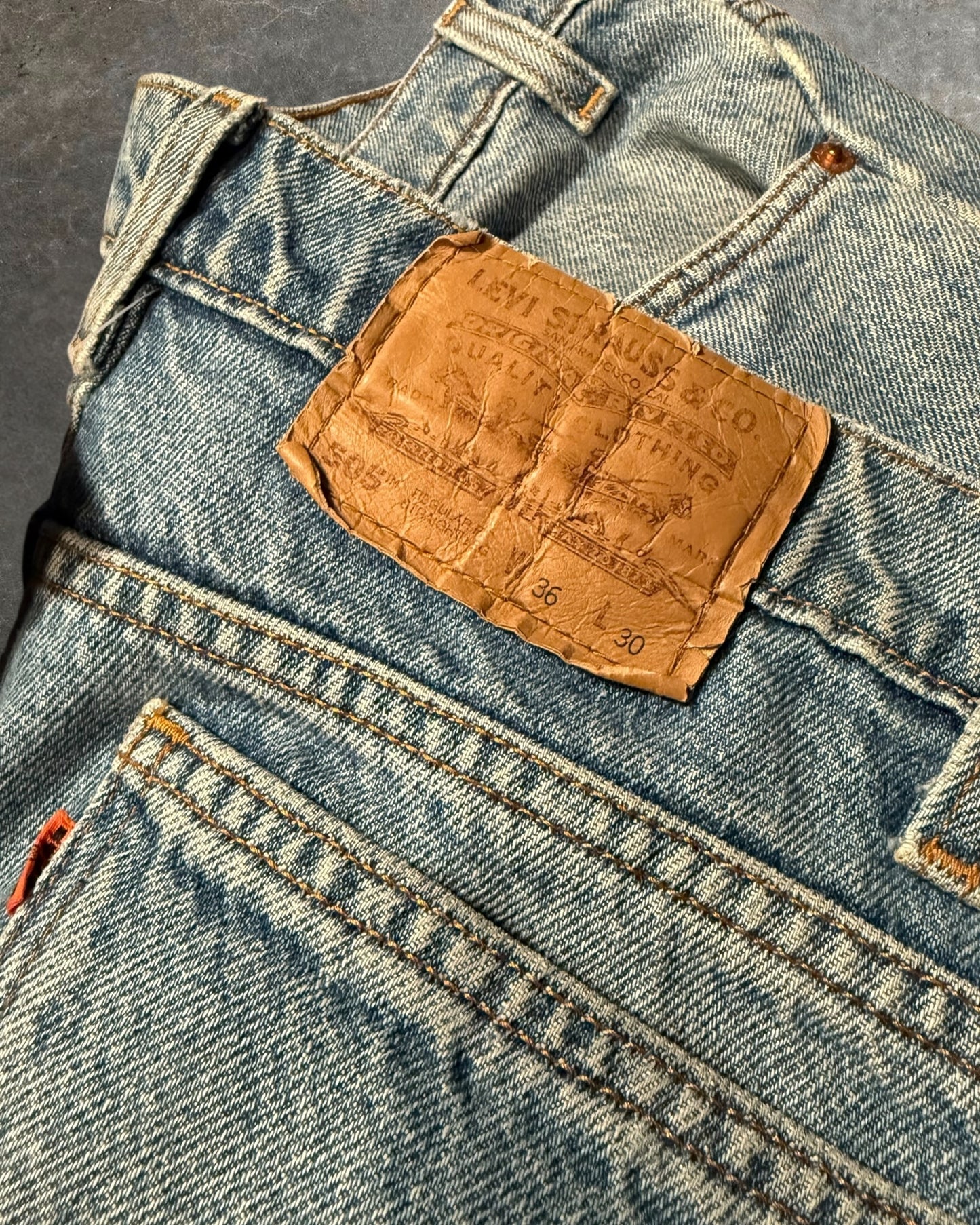 '90s Levis Orange Tab Pants Sz. 36x30