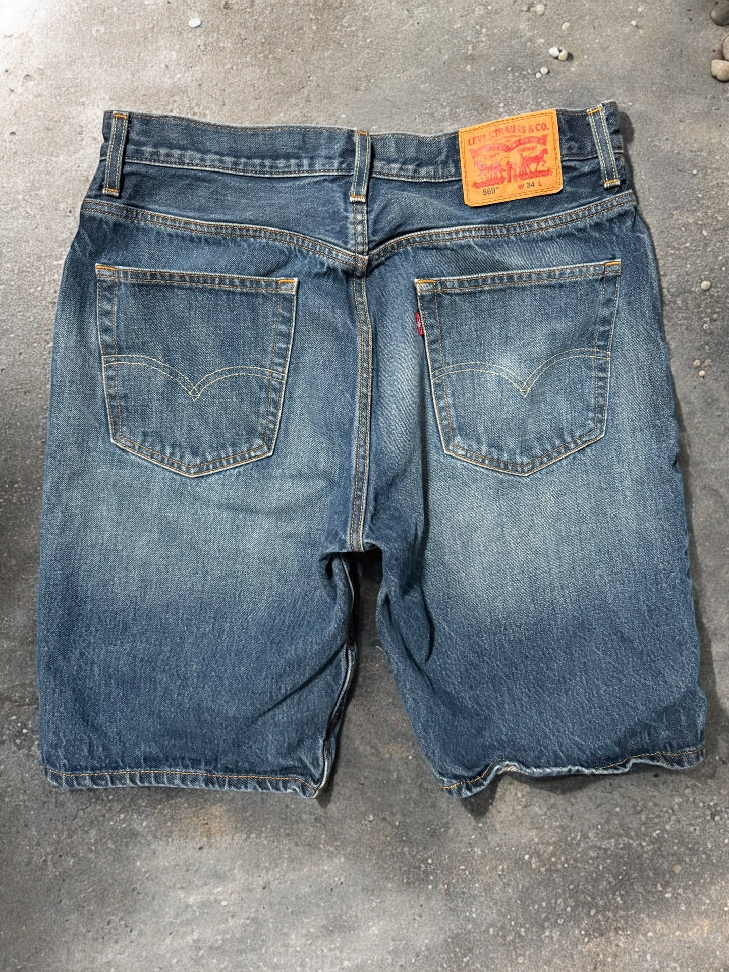 '00s Levis Jorts Sz. 34