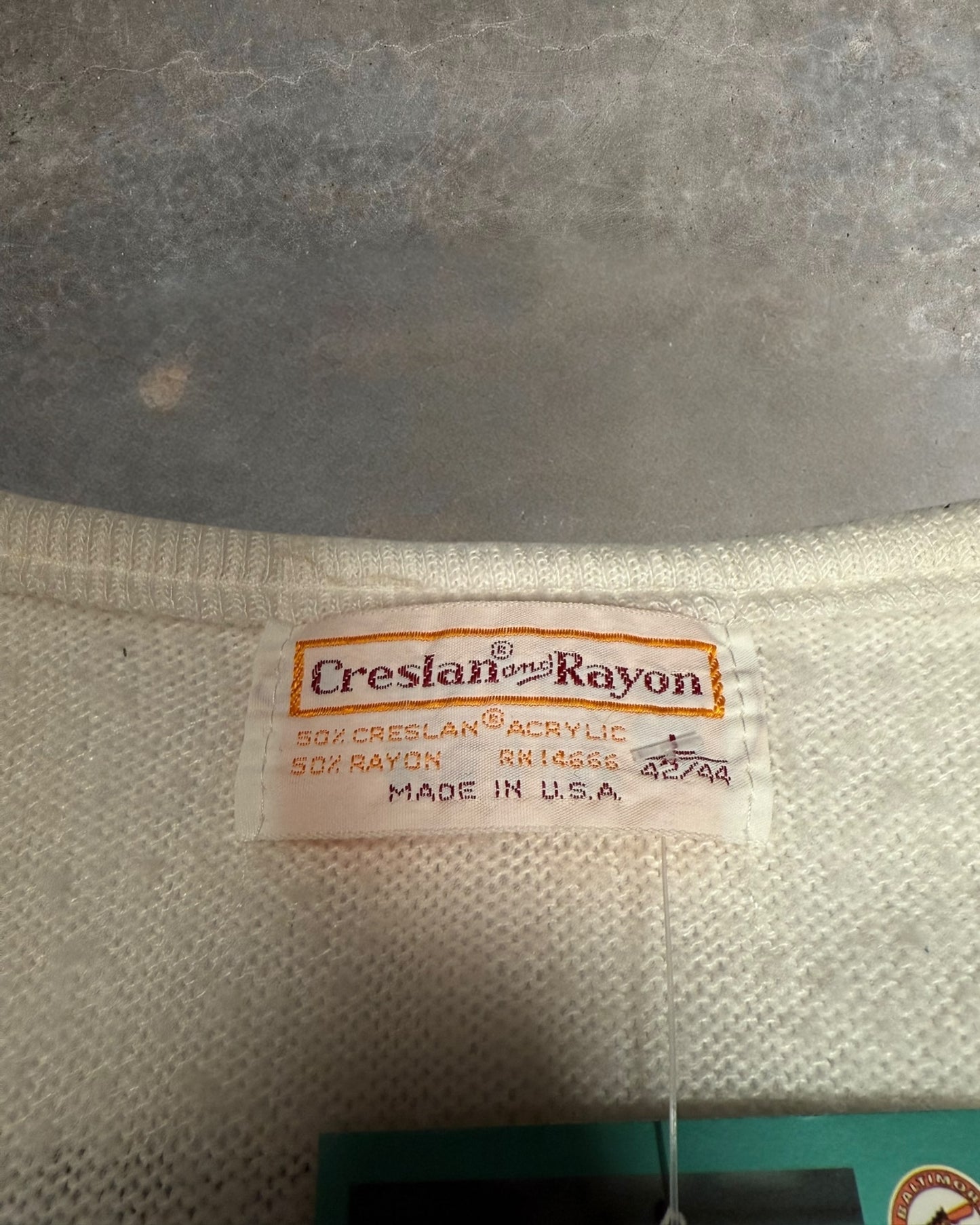 '80s Creslan&Rayon V-Neck Sweater Sz. L