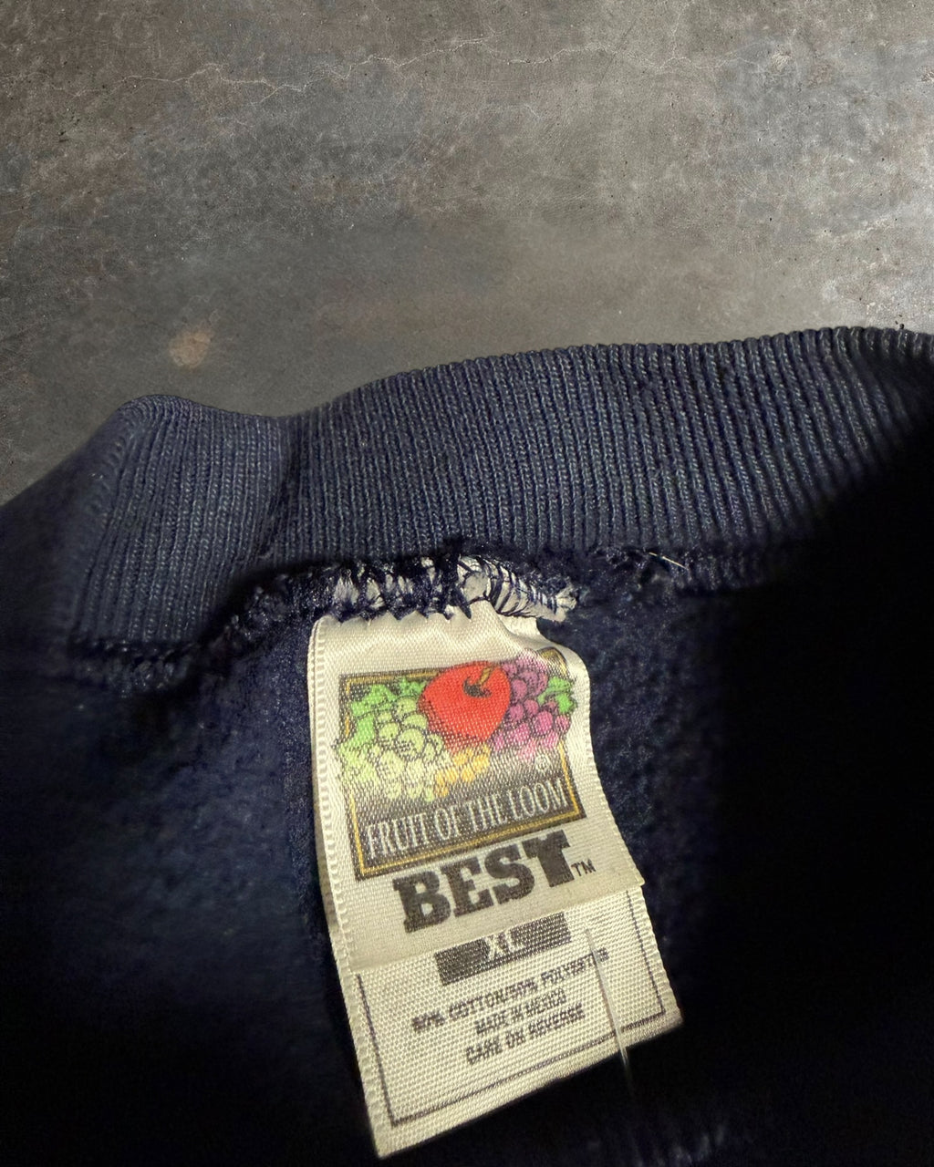 '90s Tommy Sports Crewneck Sz. XL