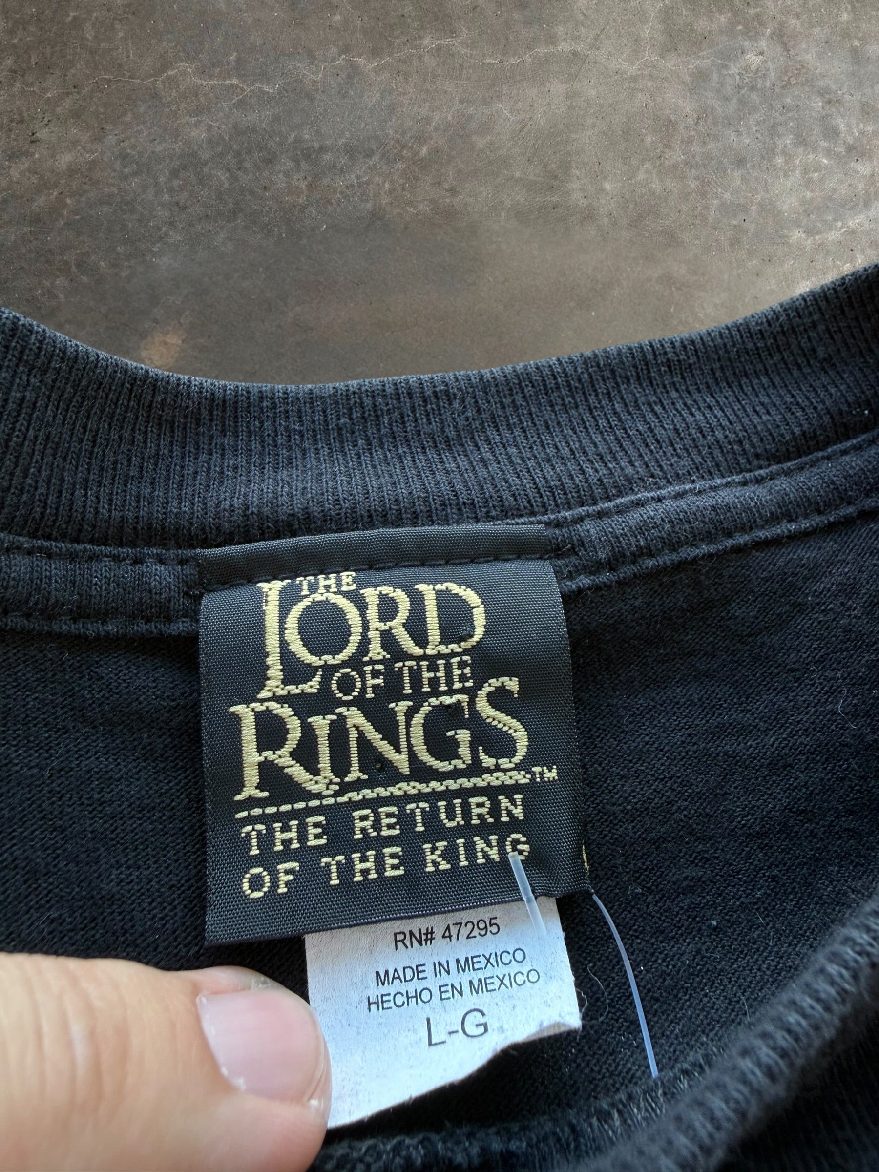 '03 Lord Of The Rings "Return Of The King" Movie Promo Tee Sz. L