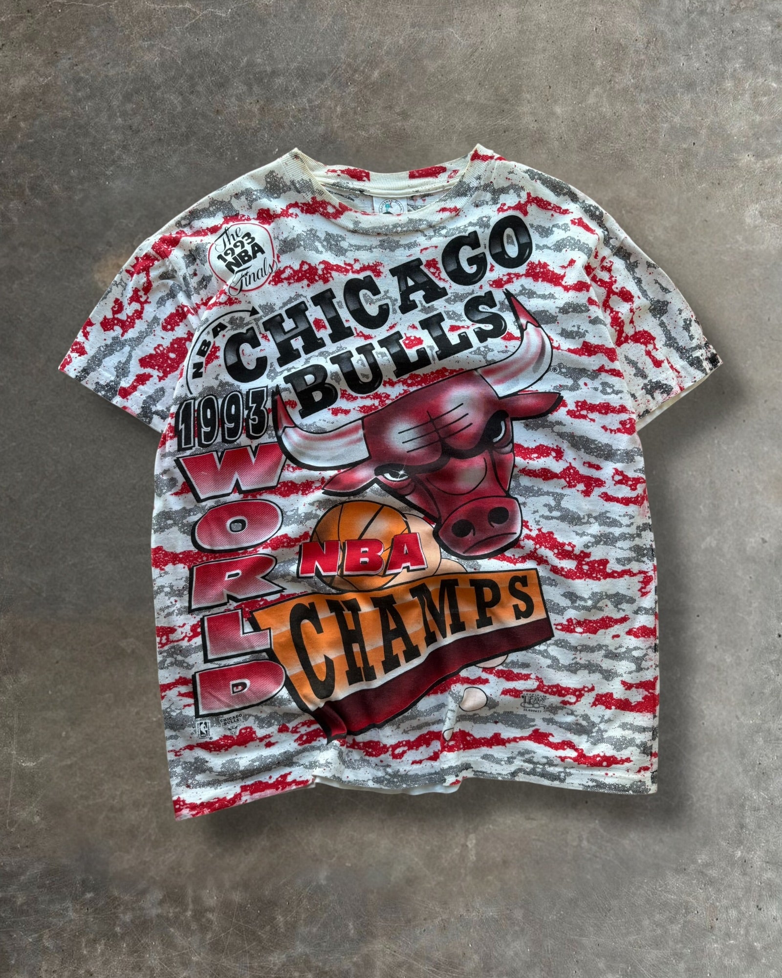 '93 Chicago Bulls World Champs AOP Sz. XL