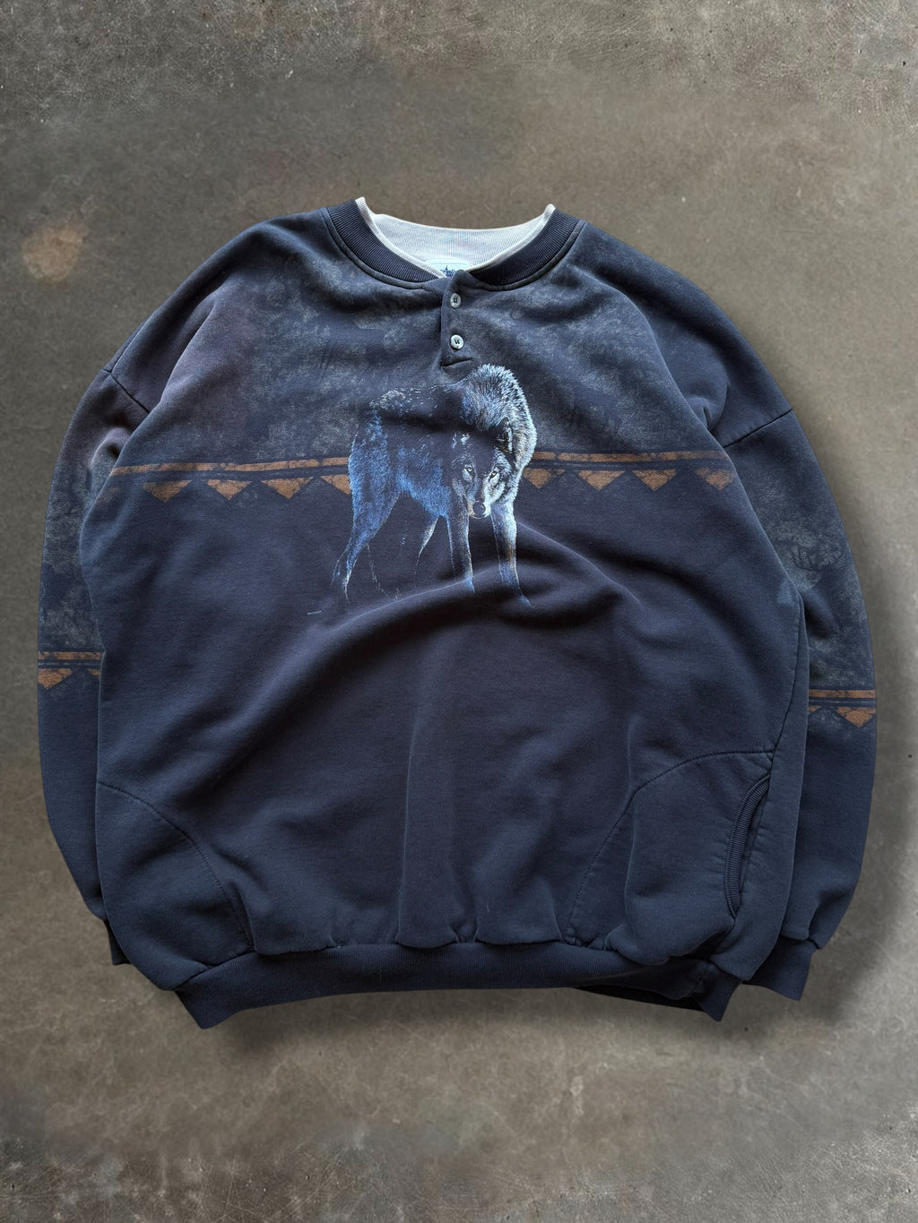 '90s Wolf Nature Wrap Around Crewneck Sz. XXL