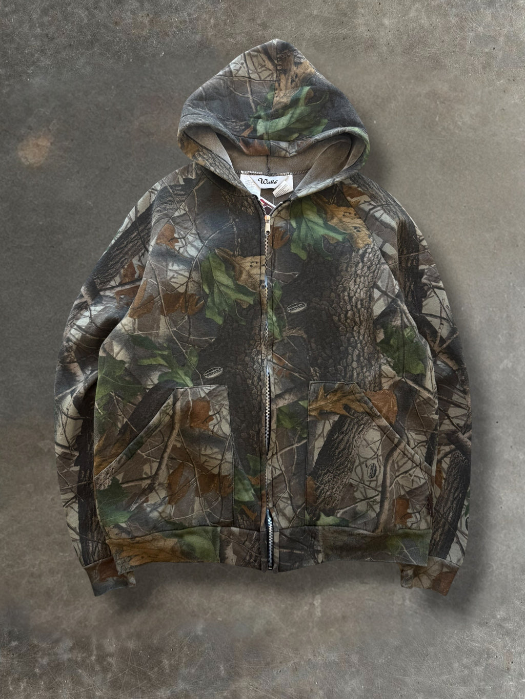 '90s Blanket Lined Real Tree Camo Hoodie Sz. L
