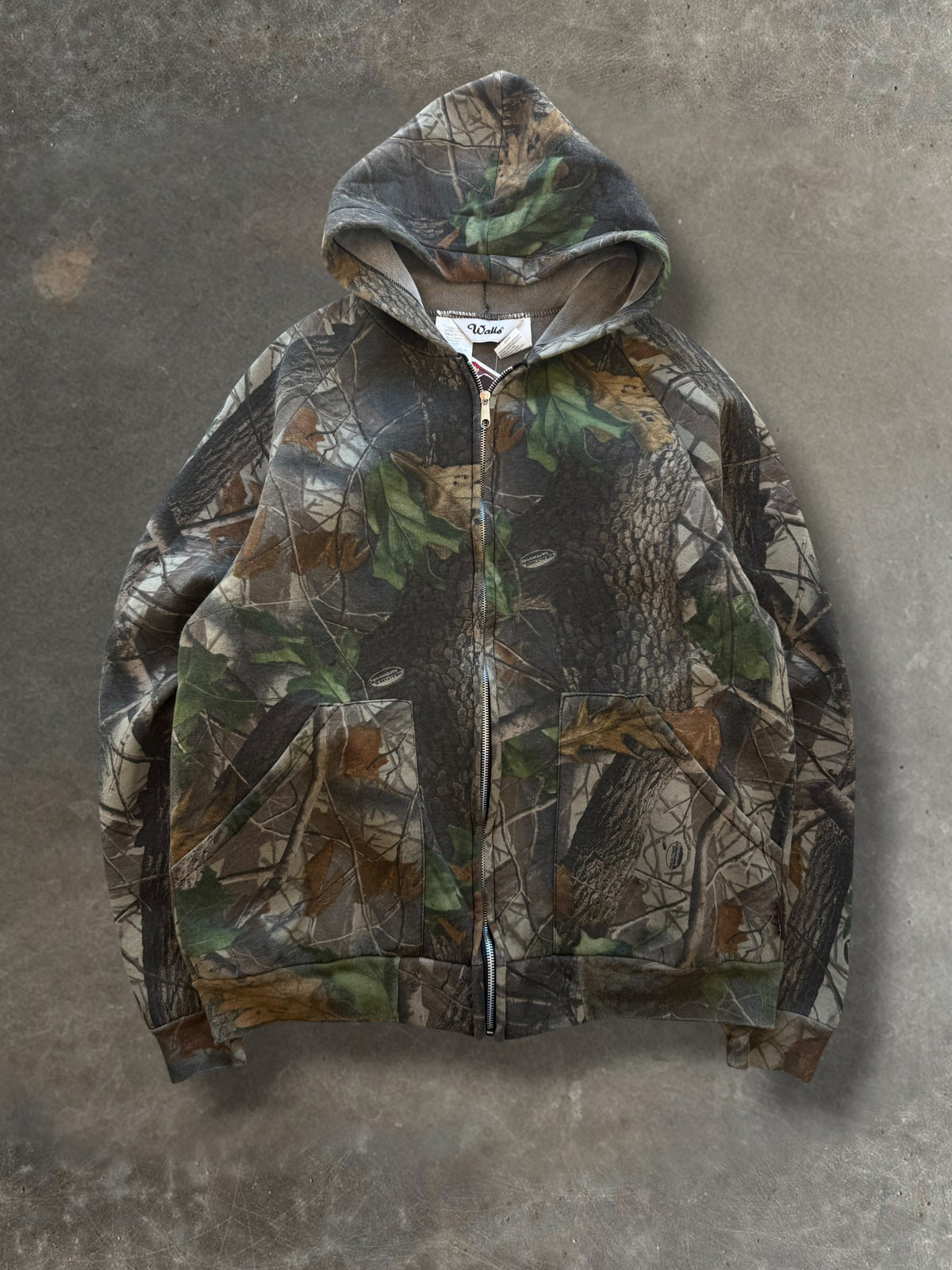 '90s Blanket Lined Real Tree Camo Hoodie Sz. L