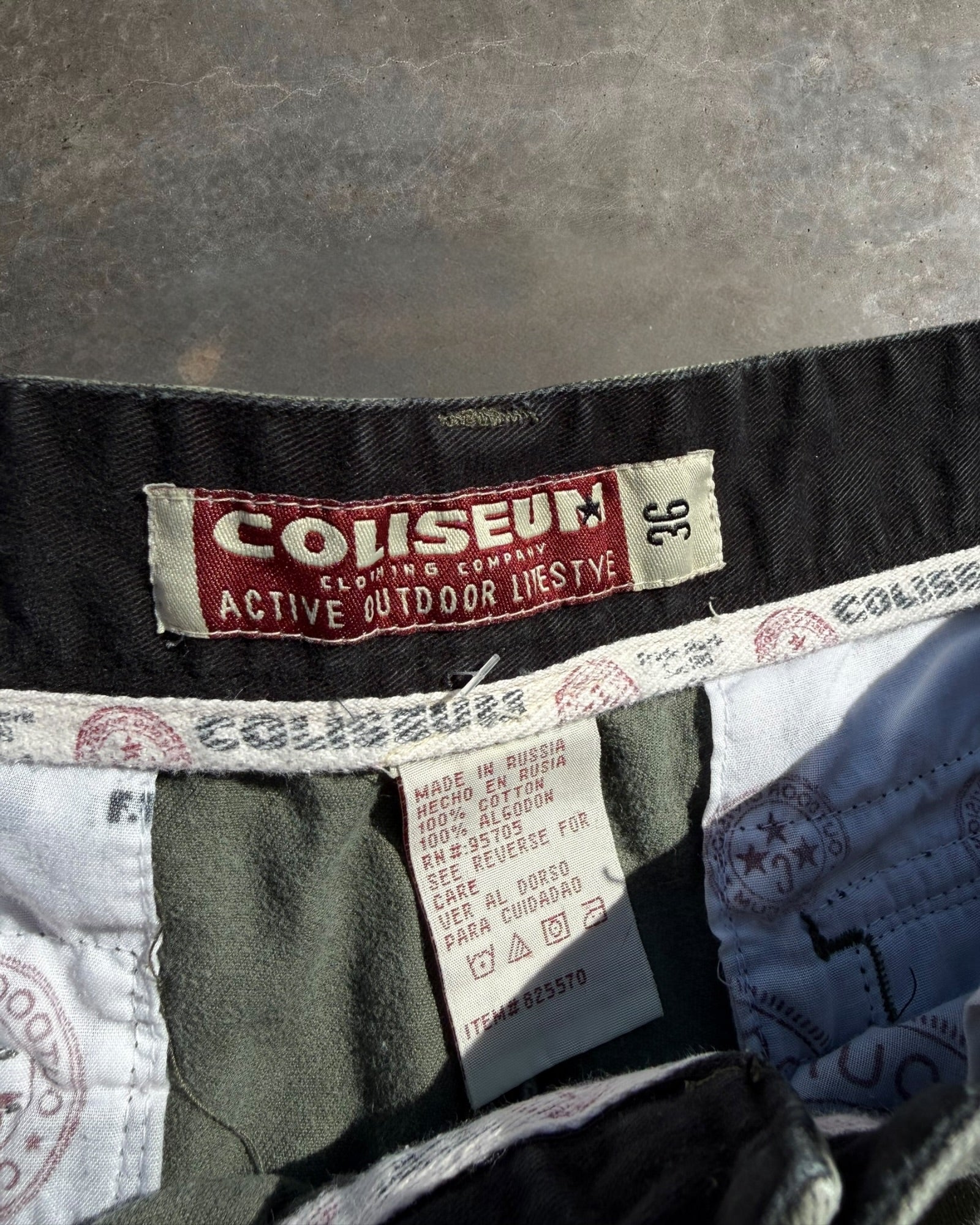 '00s Coliseum Cargo Shorts Sz. 36