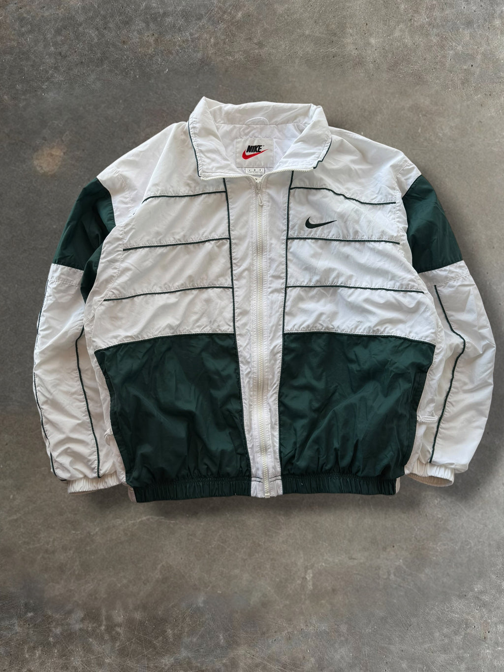 '90s Nike Wind Breaker Sz. L