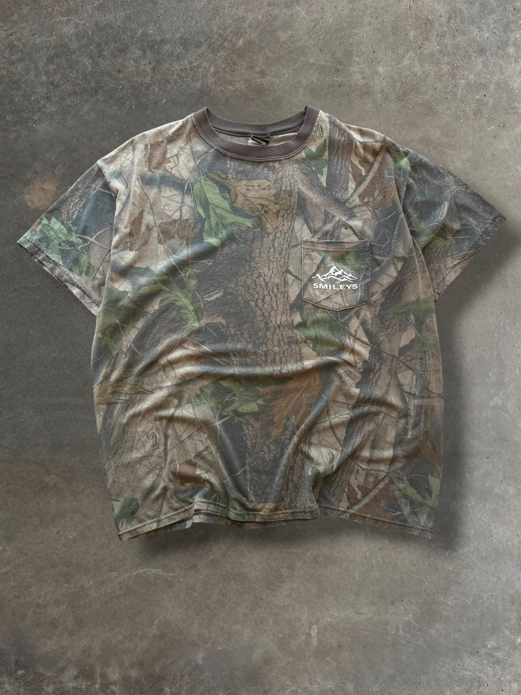 '90s Smileys Real Tree Camo "Vintage Print Over" Tee Sz. L
