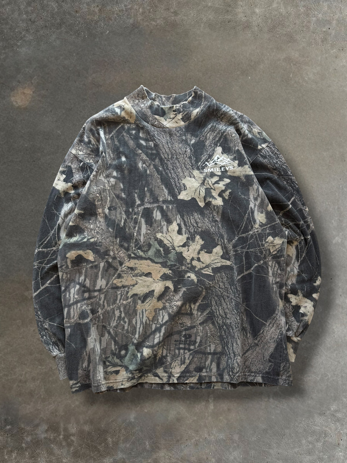 '90s Smileys Real Tree Camo "Vintage Print Over" Long Sleeve Sz. L