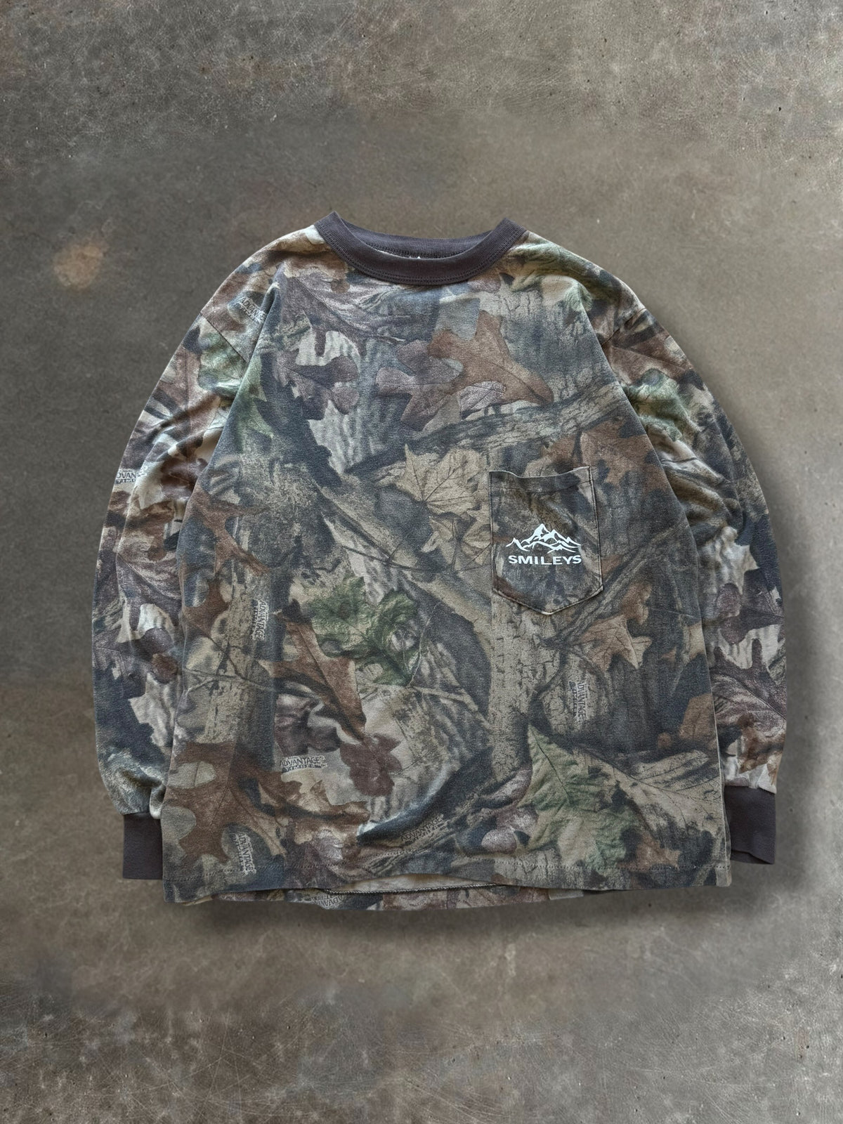 '90s Smileys Real Tree Camo "Vintage Print Over" Long Sleeve Sz. M