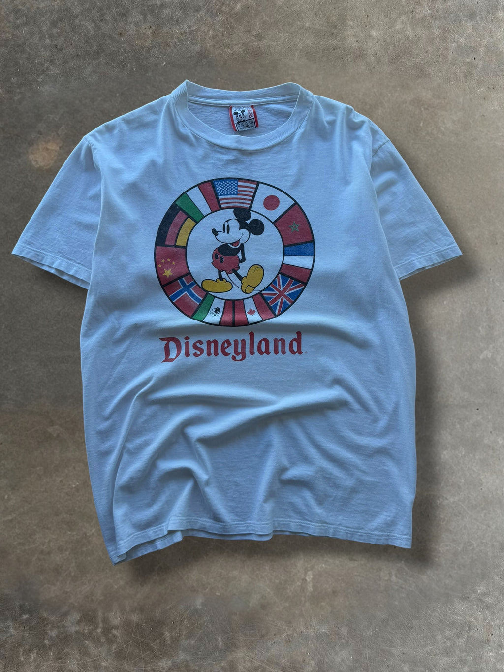 '90s Disneyland Mickey Mouse Flags Tee Sz. L