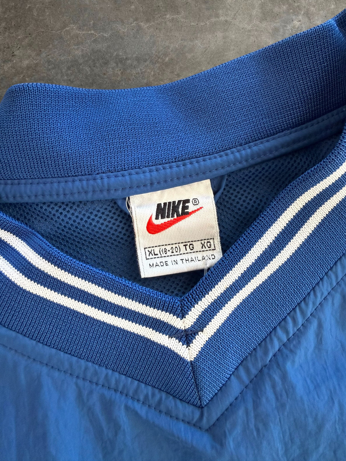Nike Blue Swoosh Pullover Windbreaker Sz. Youth XL