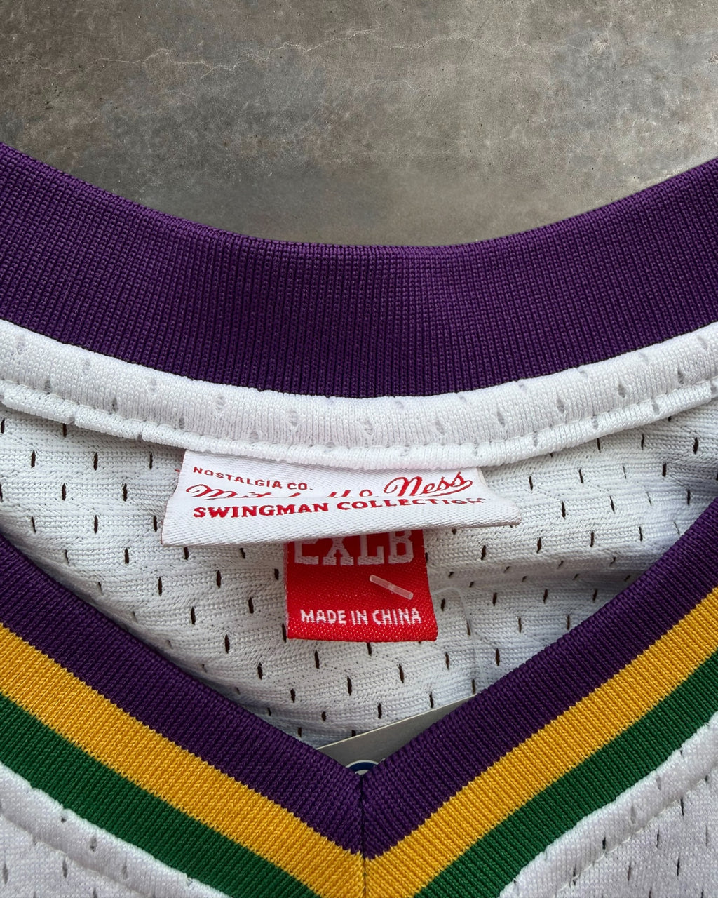 Mitchell & Ness Karl Malone Jazz Jersey Sz. XXL