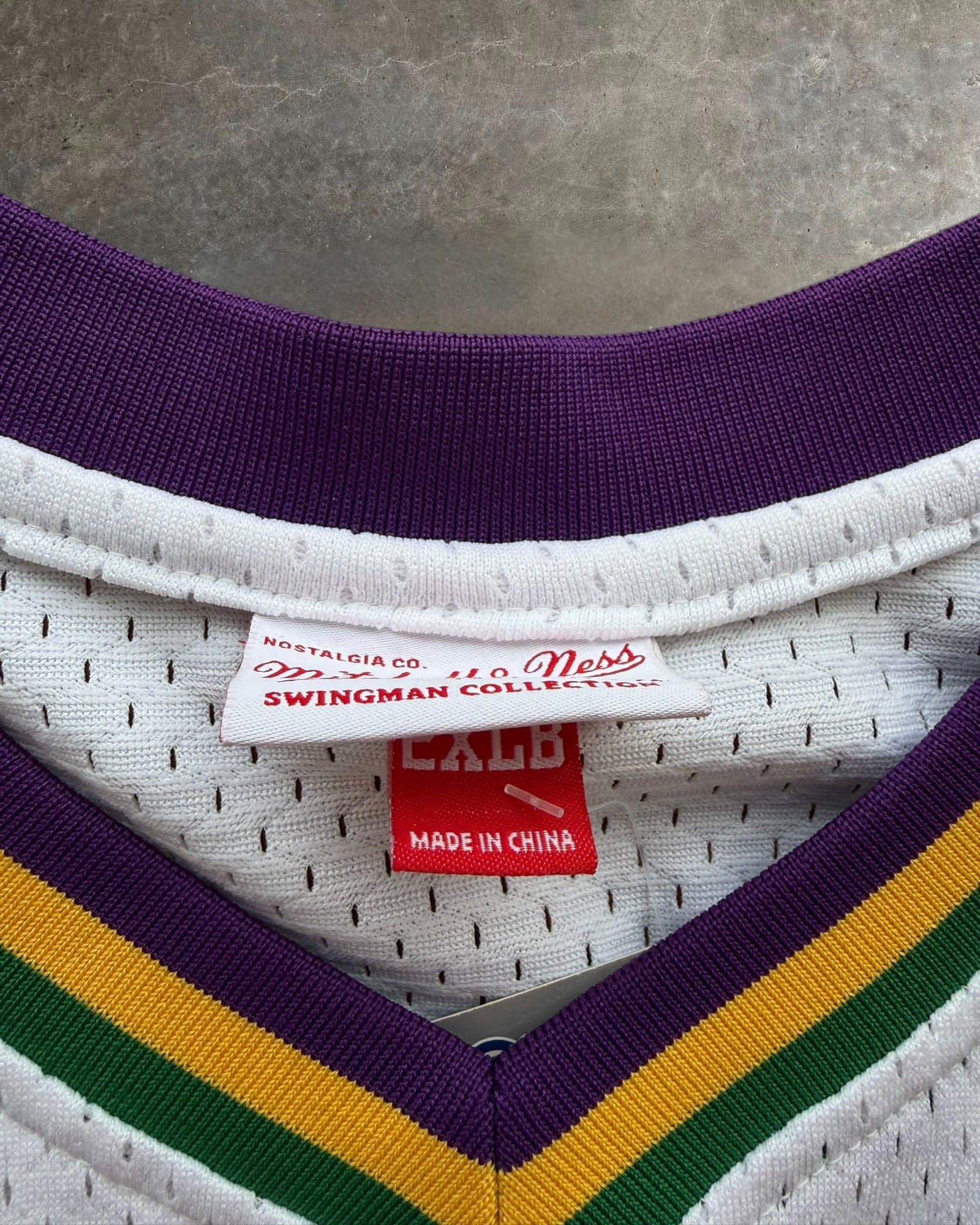 Mitchell & Ness Karl Malone Jazz Jersey Sz. XXL