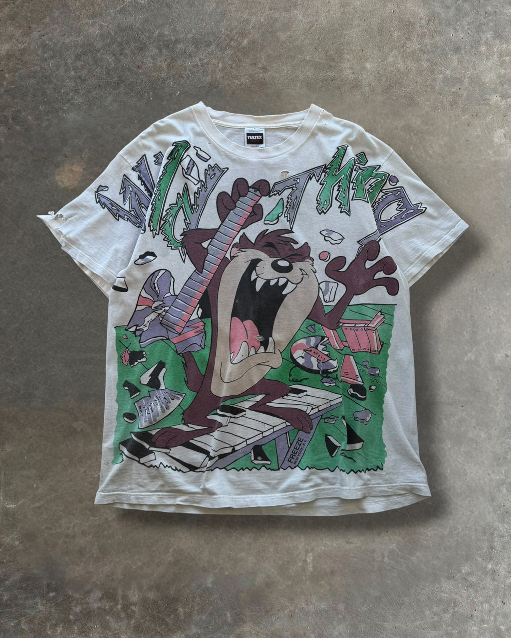 '90s Wild Thinh Taz AOP Tee Sz. XL