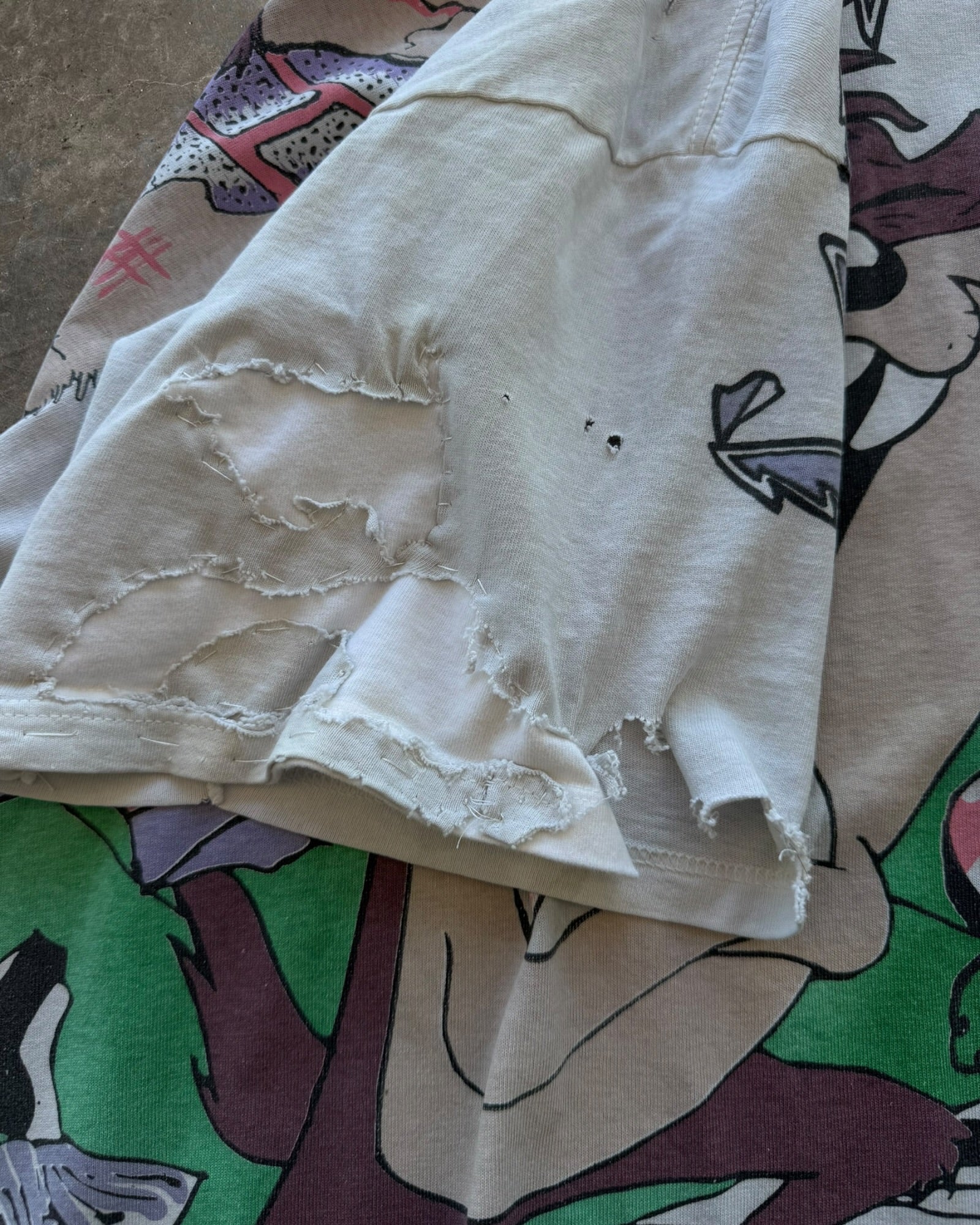 '90s Wild Thinh Taz AOP Tee Sz. XL