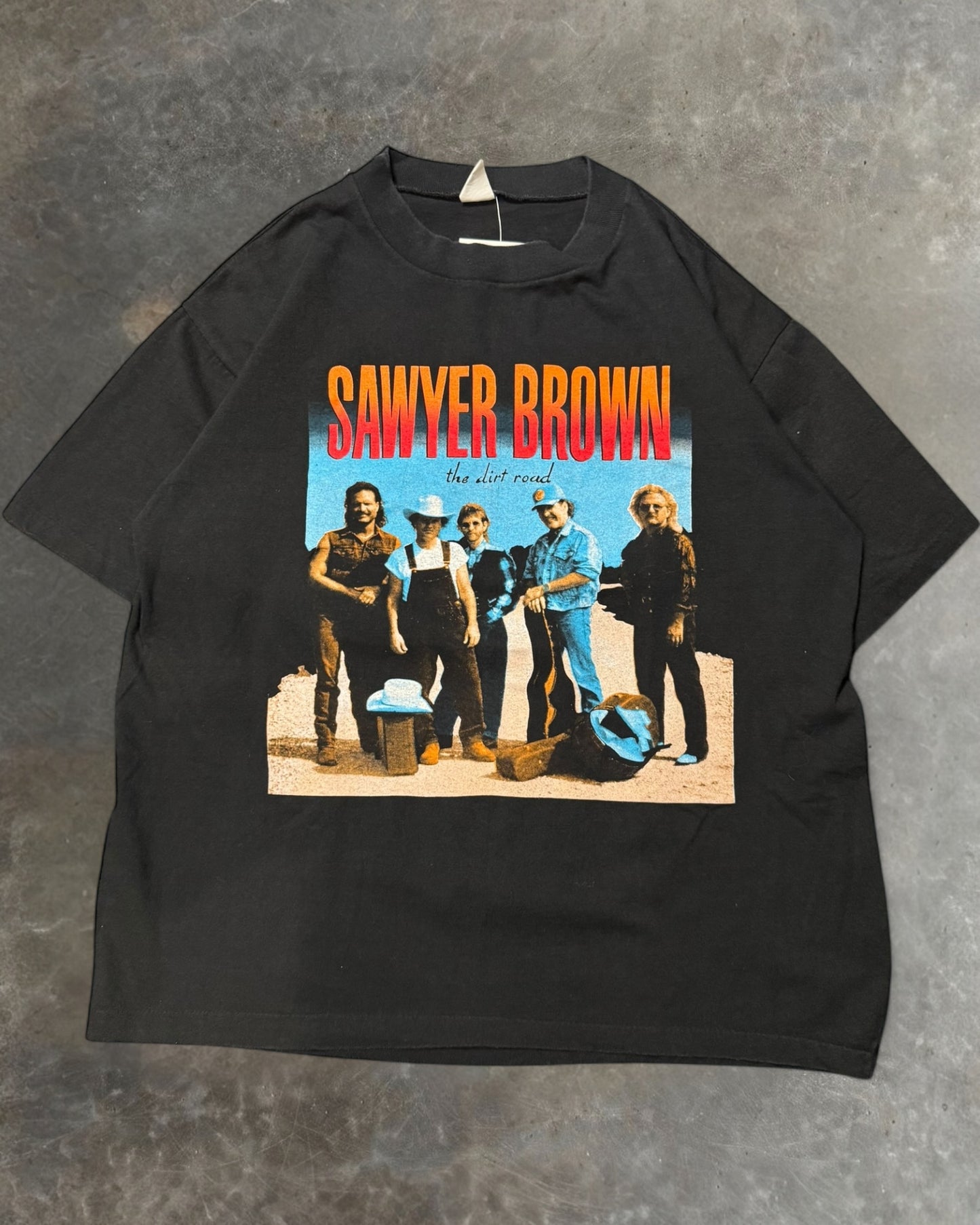 92 Sawyer Brown T-shirt Sz. L
