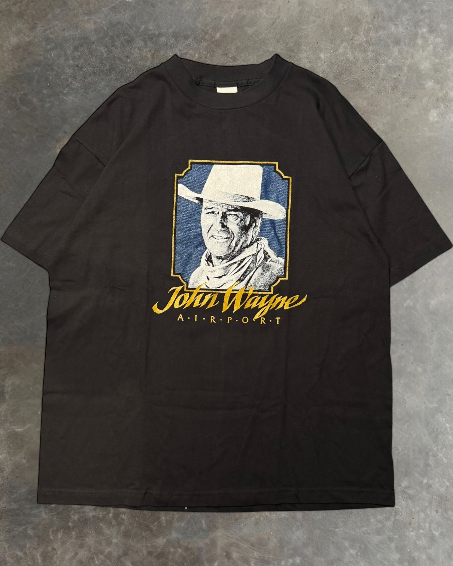 90s John Wayne T-shirt Sz. L