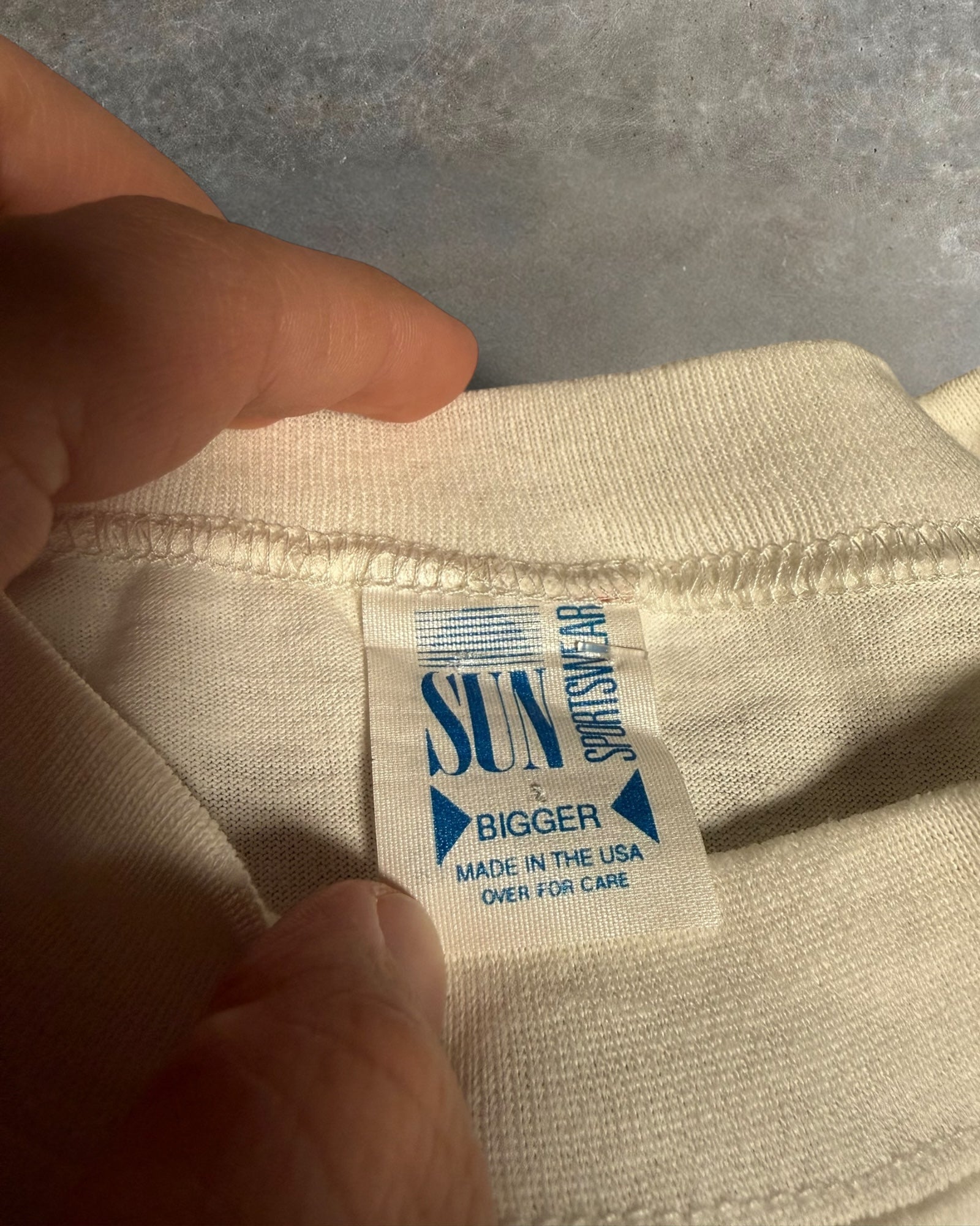 '93 Looney Tunes Milwaukee Brewers Tee Sz. XL