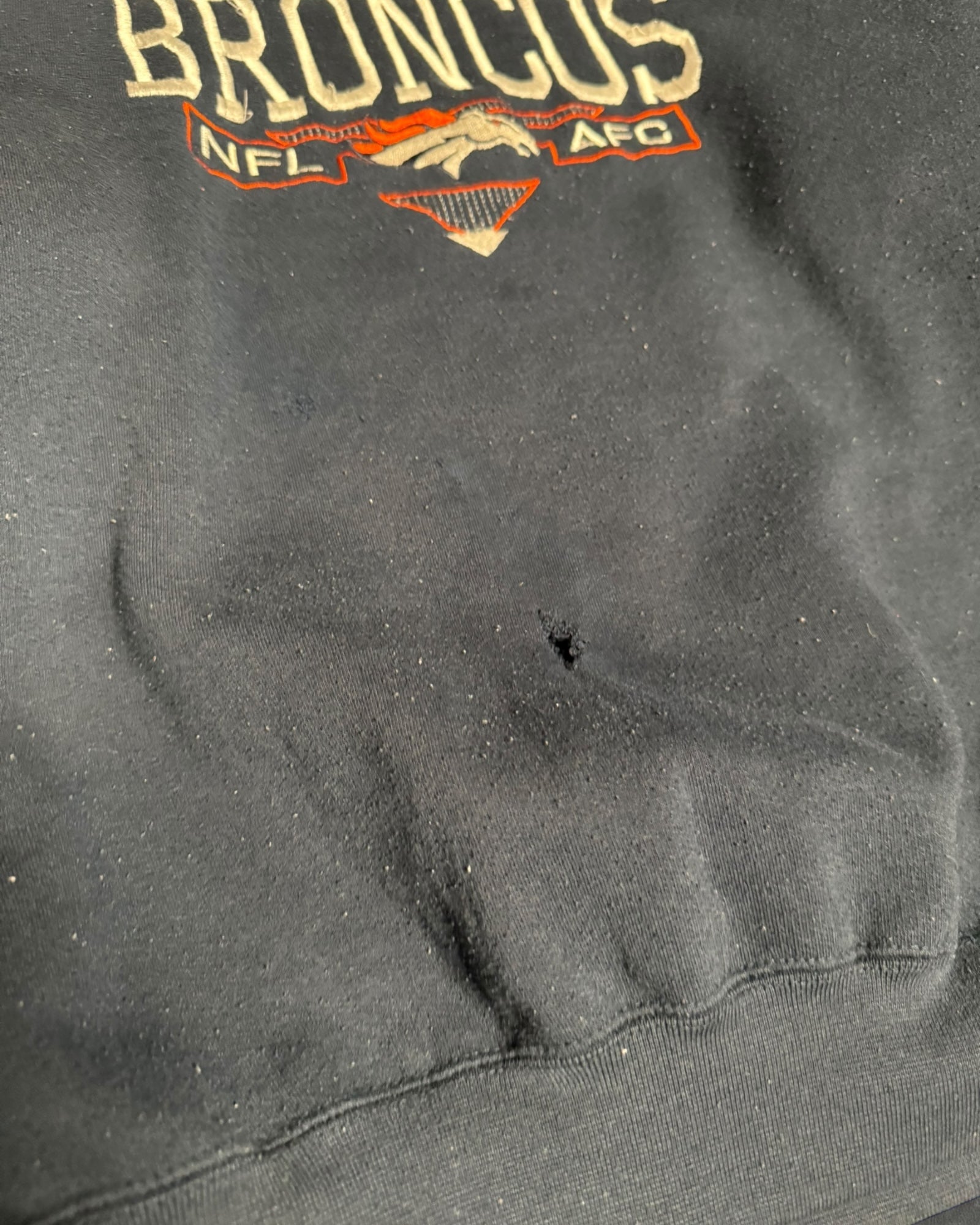 '00s Broncos Crewneck Sz. L