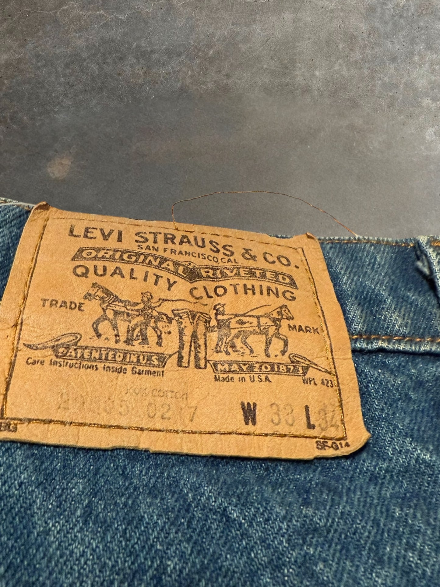 '90s Levis Orange Tab Pants Sz. 33x34