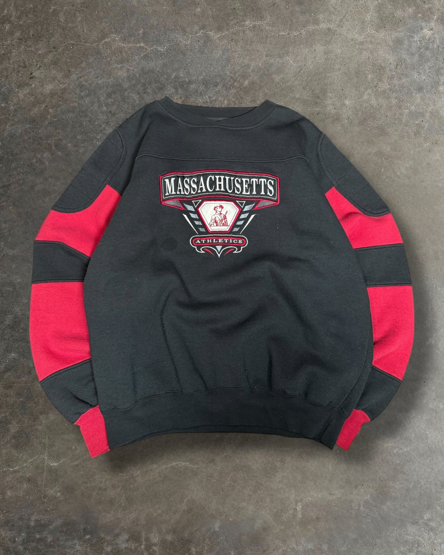 '00s Massachusetts Athletics Crewneck Sz. XL