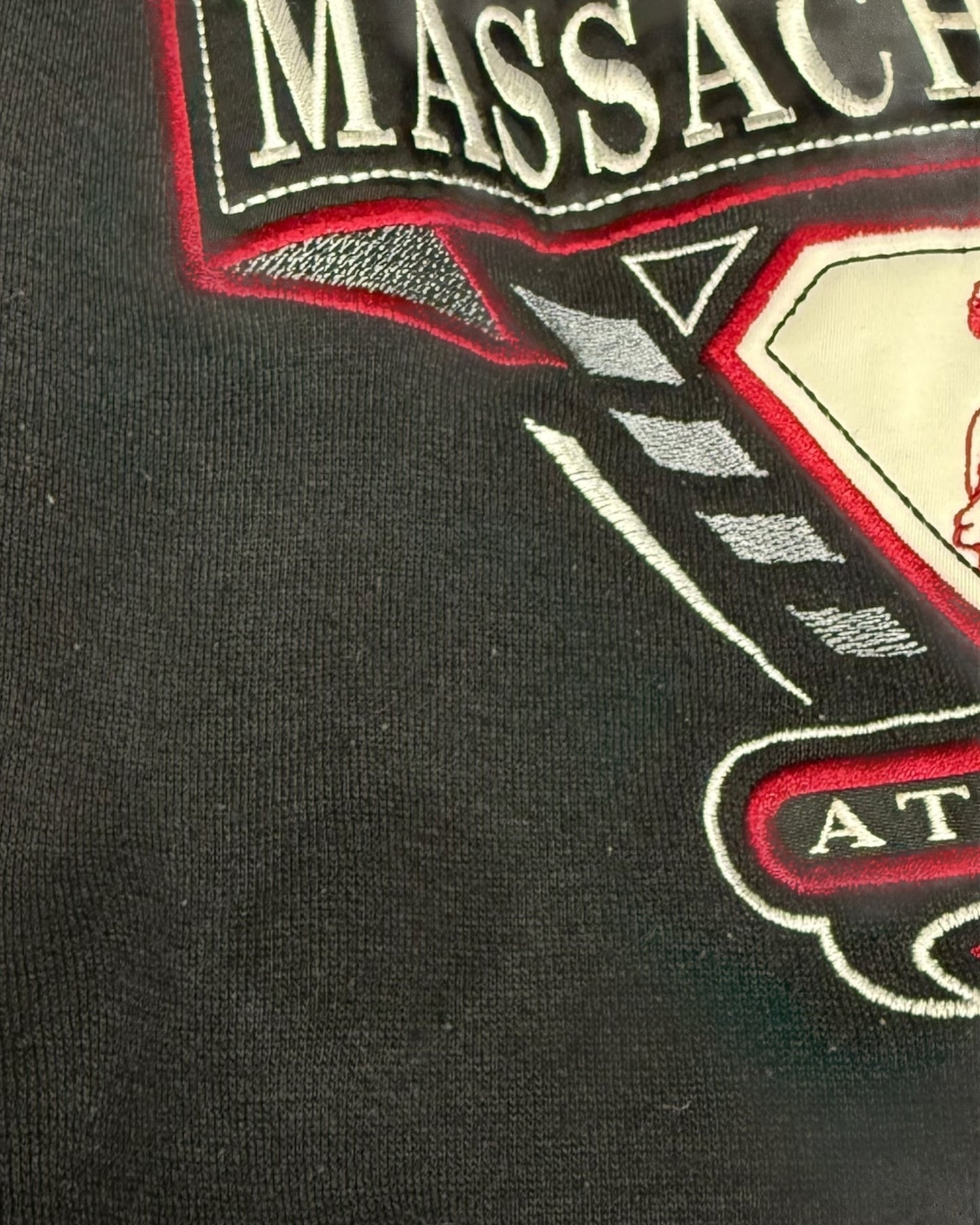 '00s Massachusetts Athletics Crewneck Sz. XL