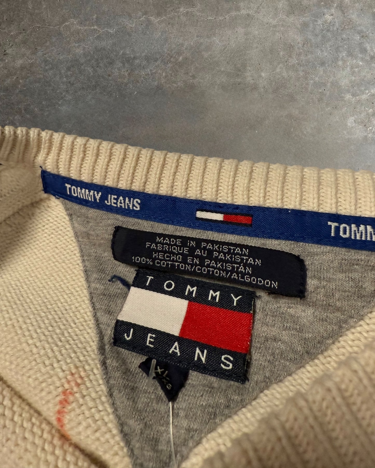 '00s Tommy Hilfiger Sweater Sz. XL