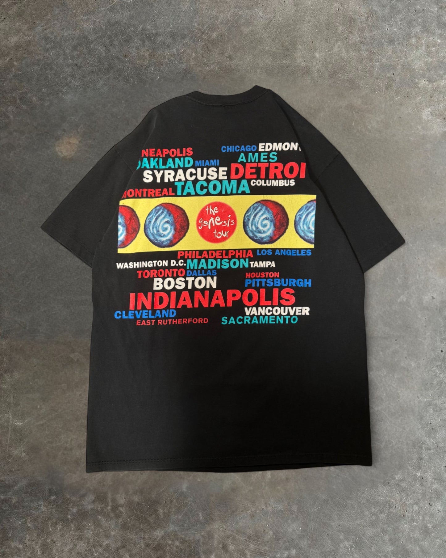 92 The Genesis Tour T-shirt Sz. XL